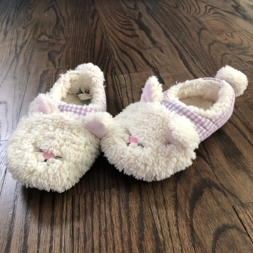 Pottery Barn Kids Puppy Sherpa Slippers - Picture 13 of 13